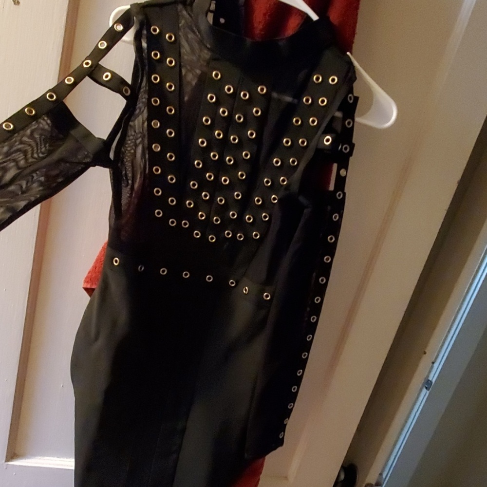 Dress - Picture 3 of 6
